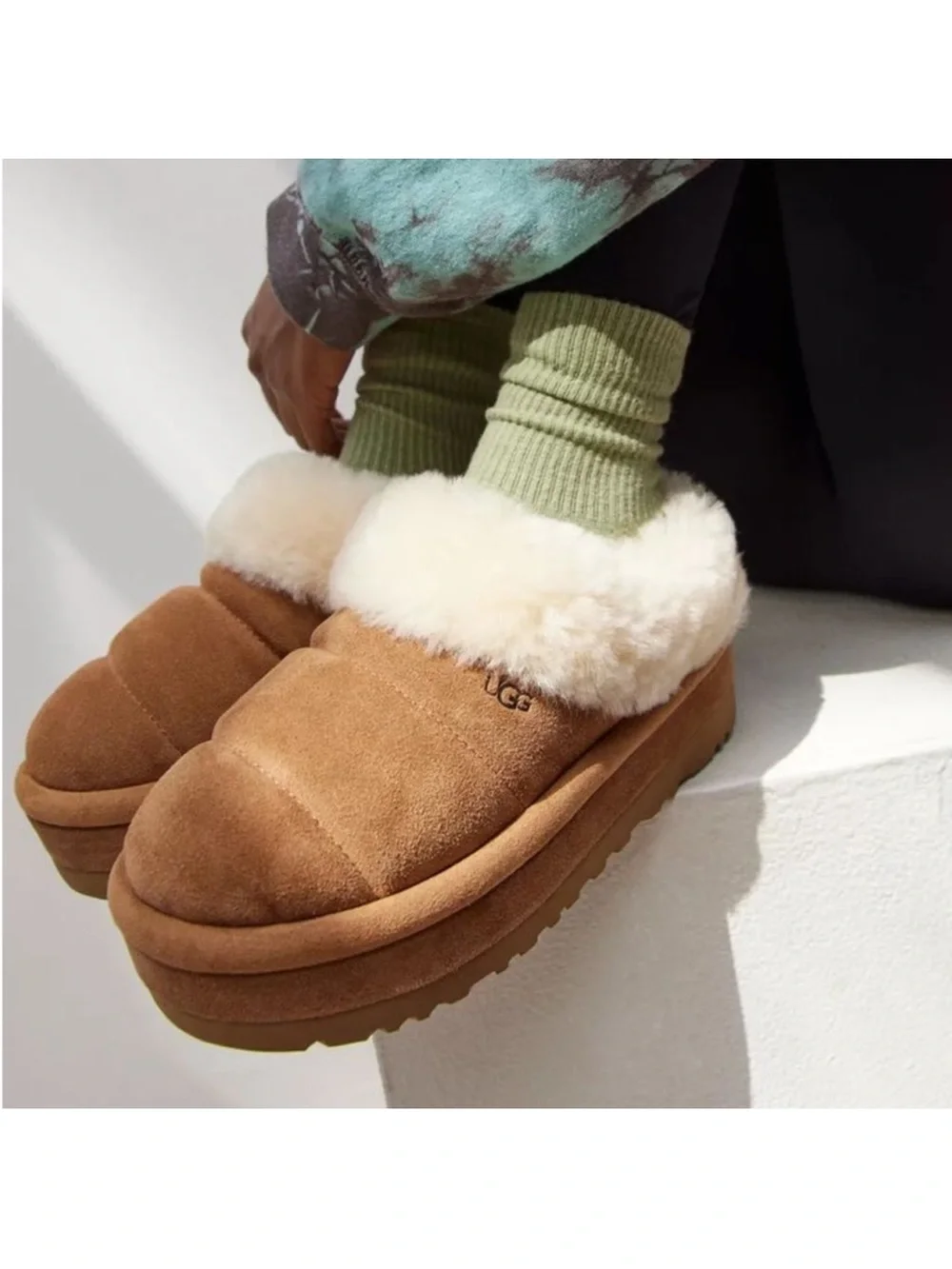 UGG Tazzlita Chestnut Womens Size 10